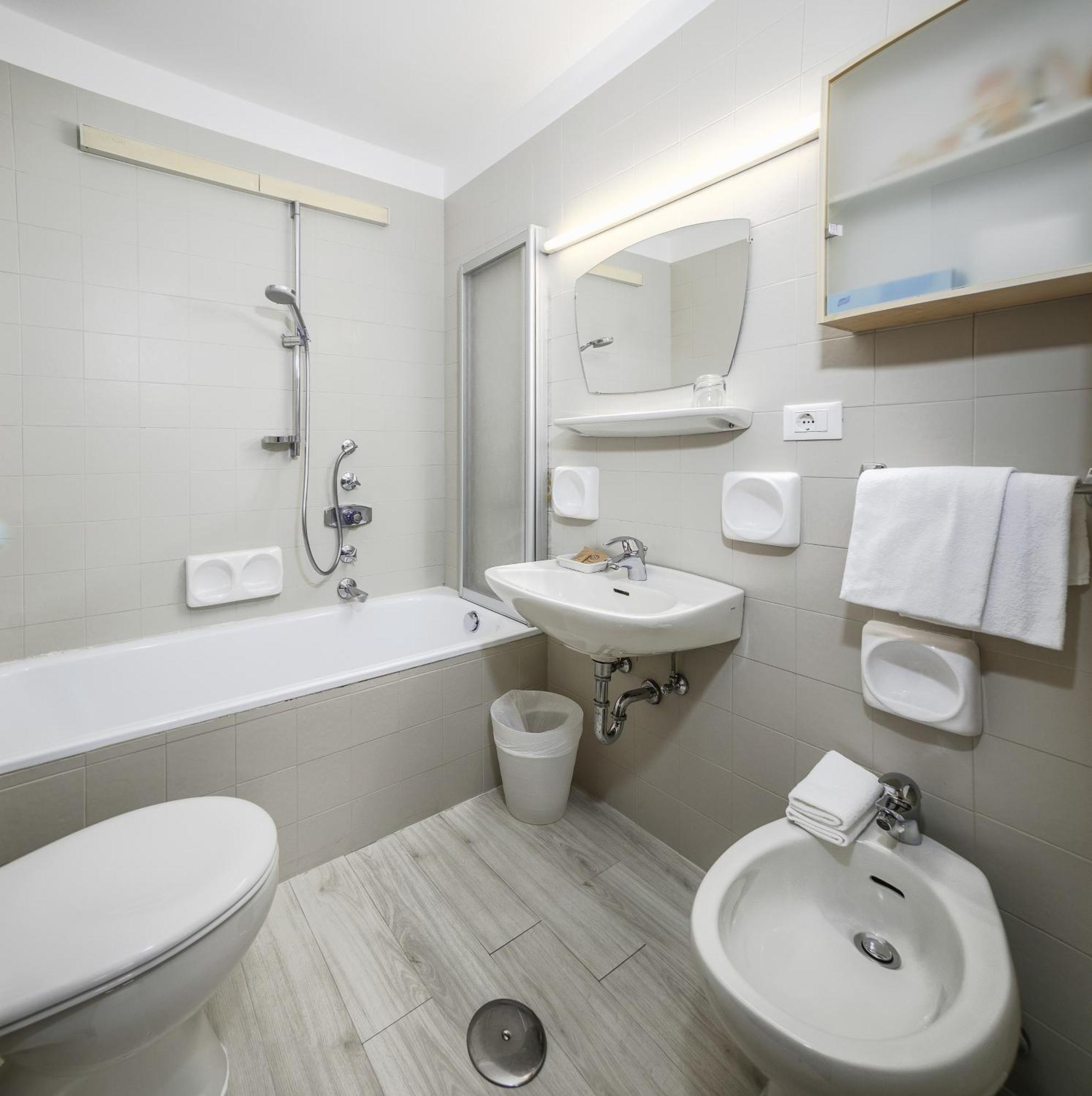 Cesa Panaval Apartments Santa Cristina Val Gardena 객실 사진
