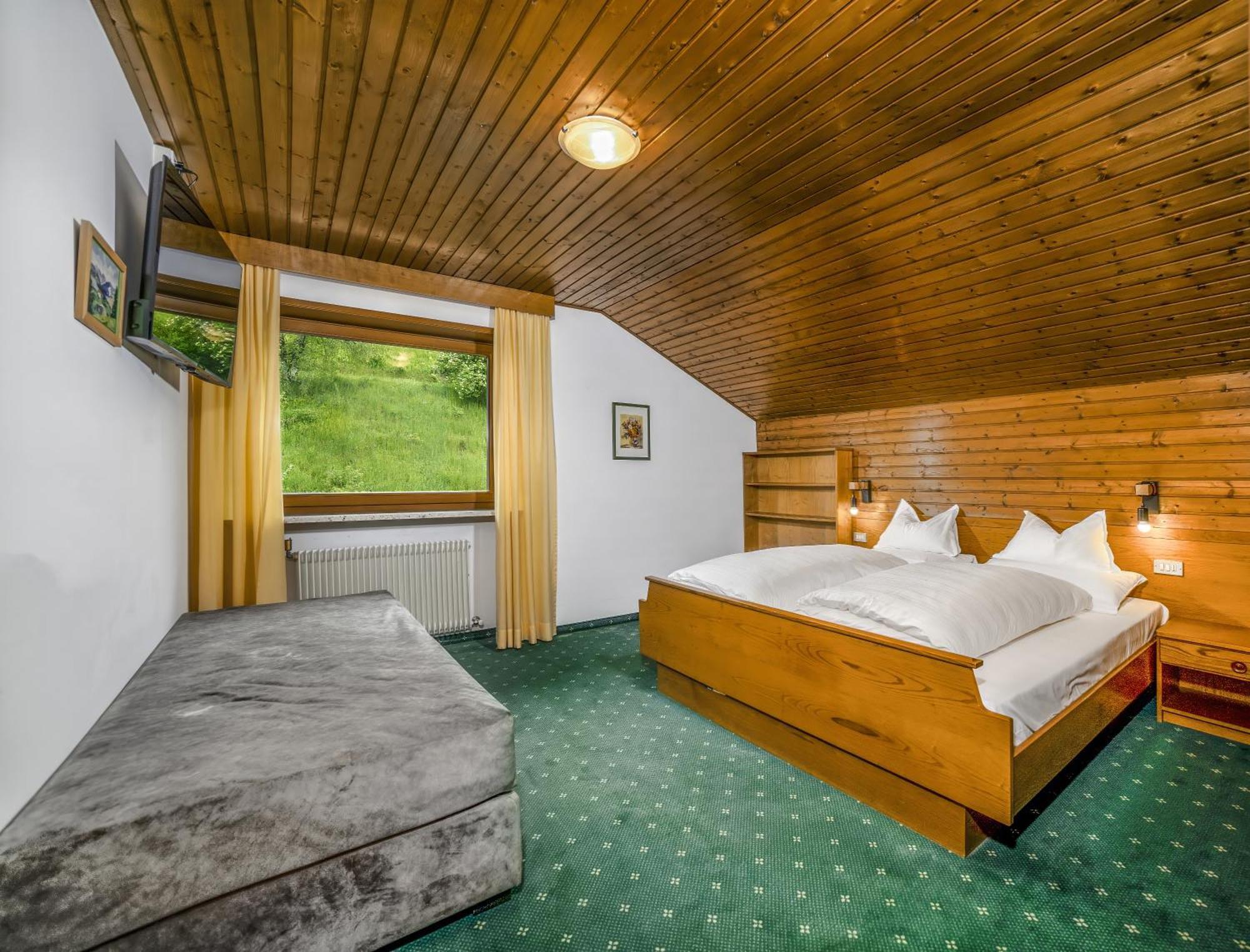 Cesa Panaval Apartments Santa Cristina Val Gardena 객실 사진