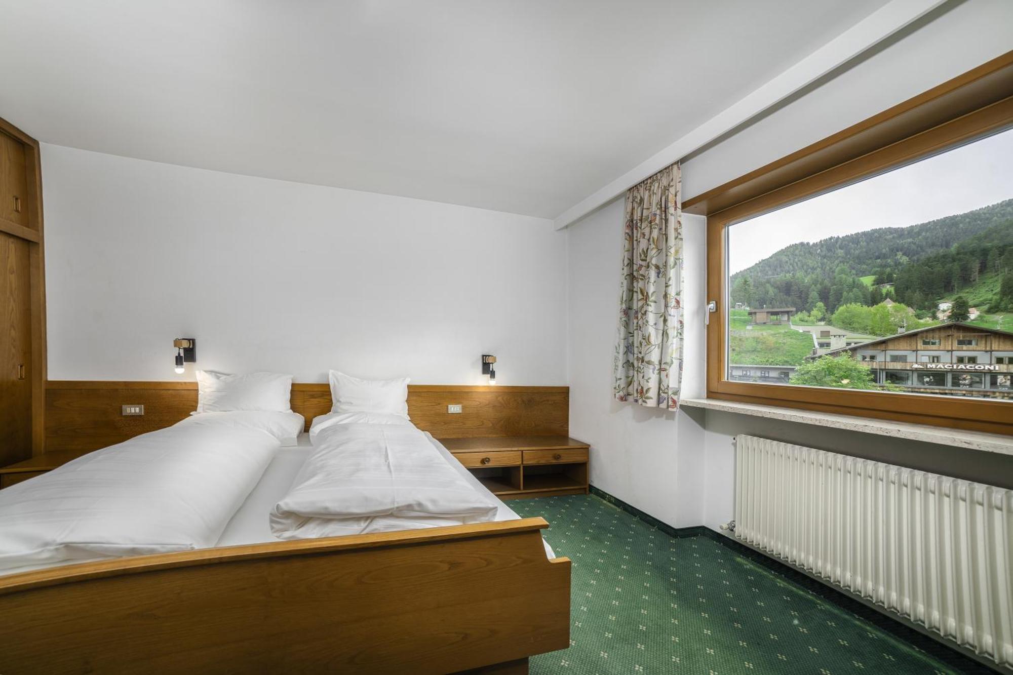Cesa Panaval Apartments Santa Cristina Val Gardena 객실 사진