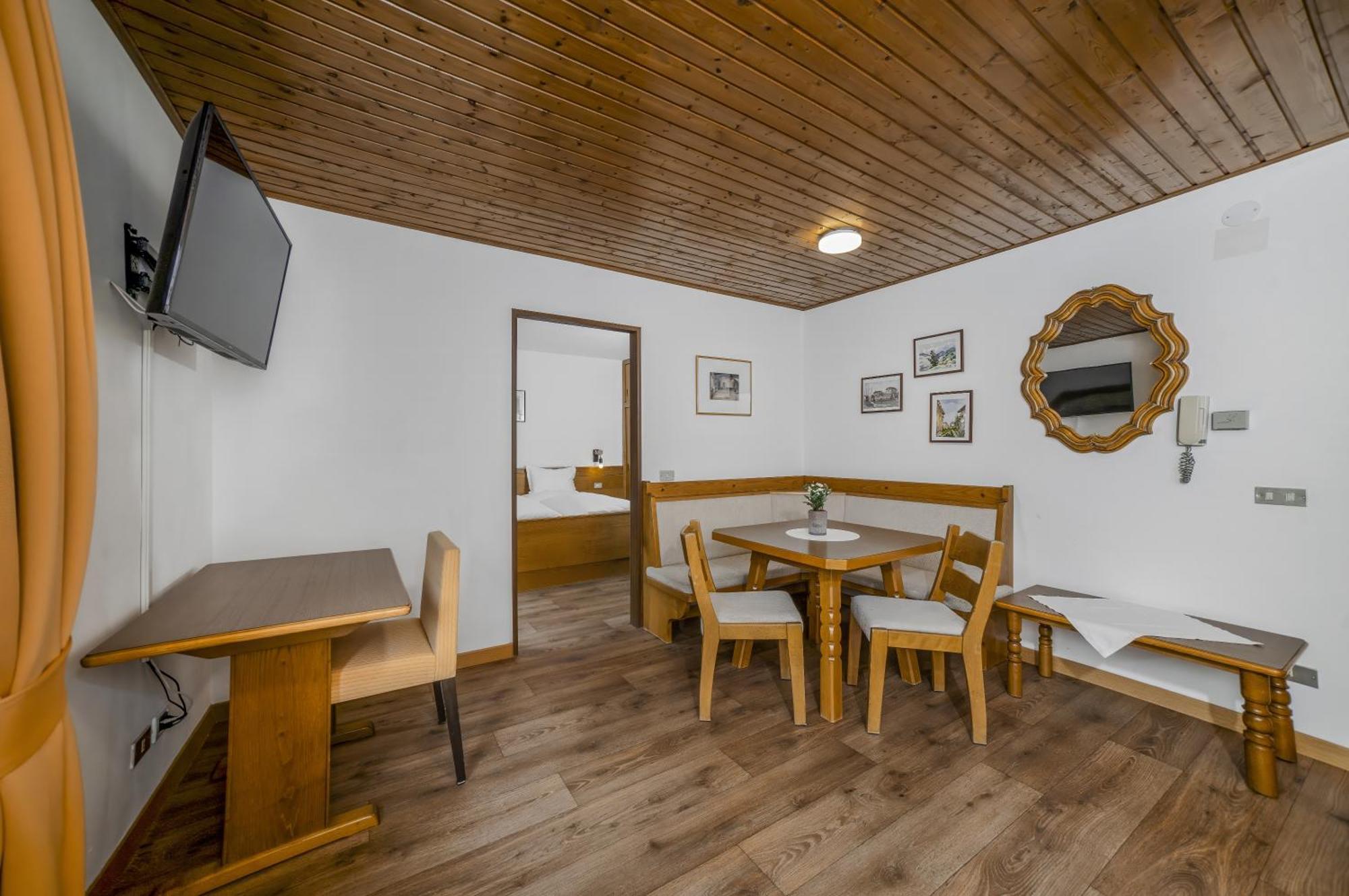 Cesa Panaval Apartments Santa Cristina Val Gardena 객실 사진