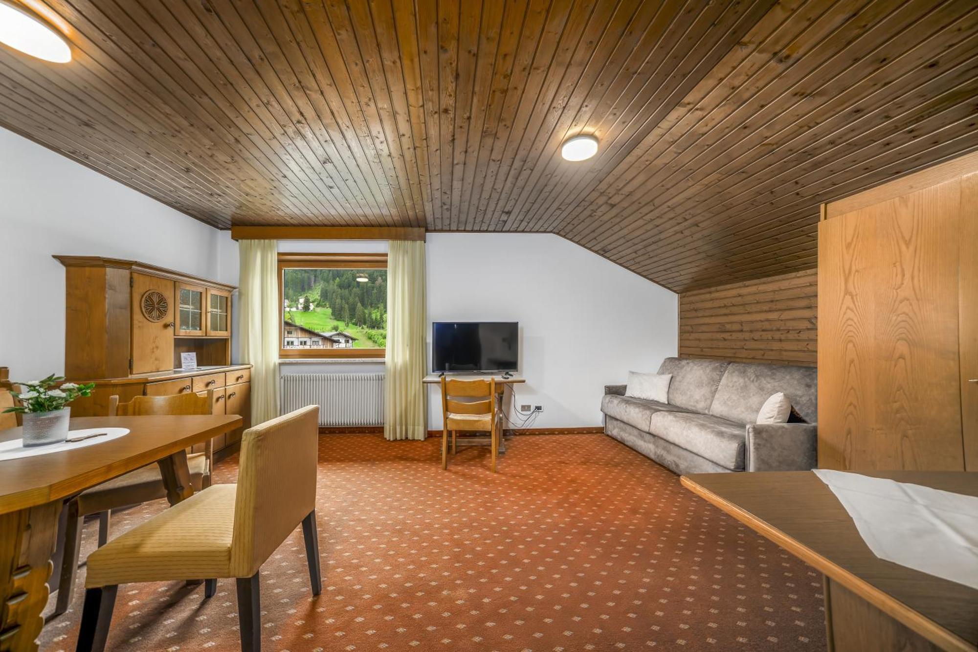 Cesa Panaval Apartments Santa Cristina Val Gardena 객실 사진